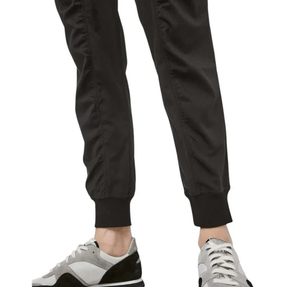 LULULEMON Black Dance Studio 29" Jogger Pants Size 2 - Picture 12 of 13